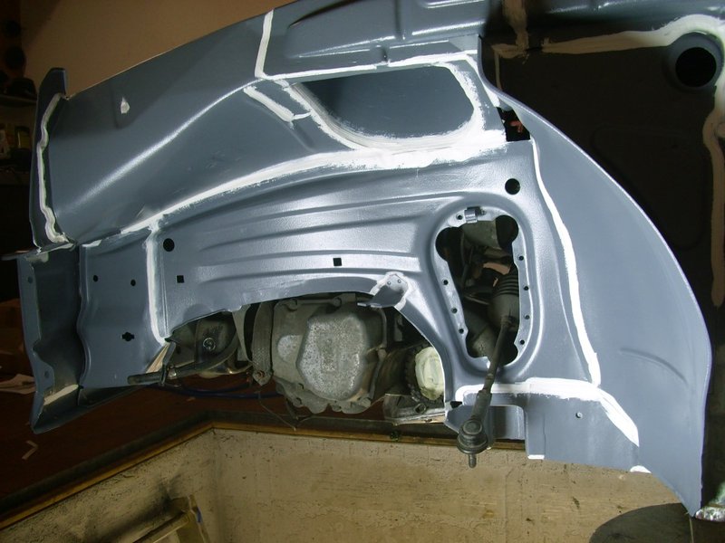 DSCI0197 (Andere).JPG (165.86 KiB) 44694 mal betrachtet Die Dichtmasse machts nicht schöner, aber dichter.