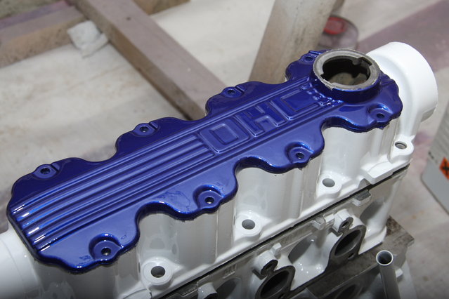 cors357.JPG (380.66 KiB) 15655 mal betrachtet Der Nockenwellendeckel in Racingblue/Imperialblau